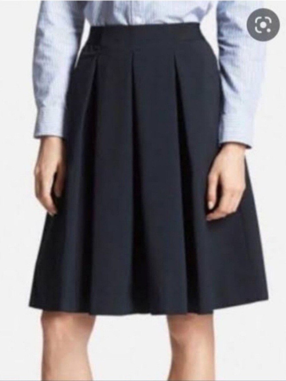 Uniqlo pleated skirt, navy, size 6